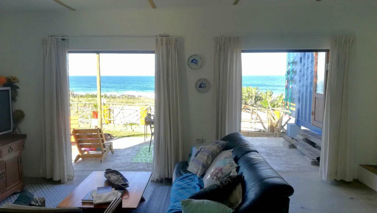 Blue Space Beach House Port Shepstone Ngoại thất bức ảnh