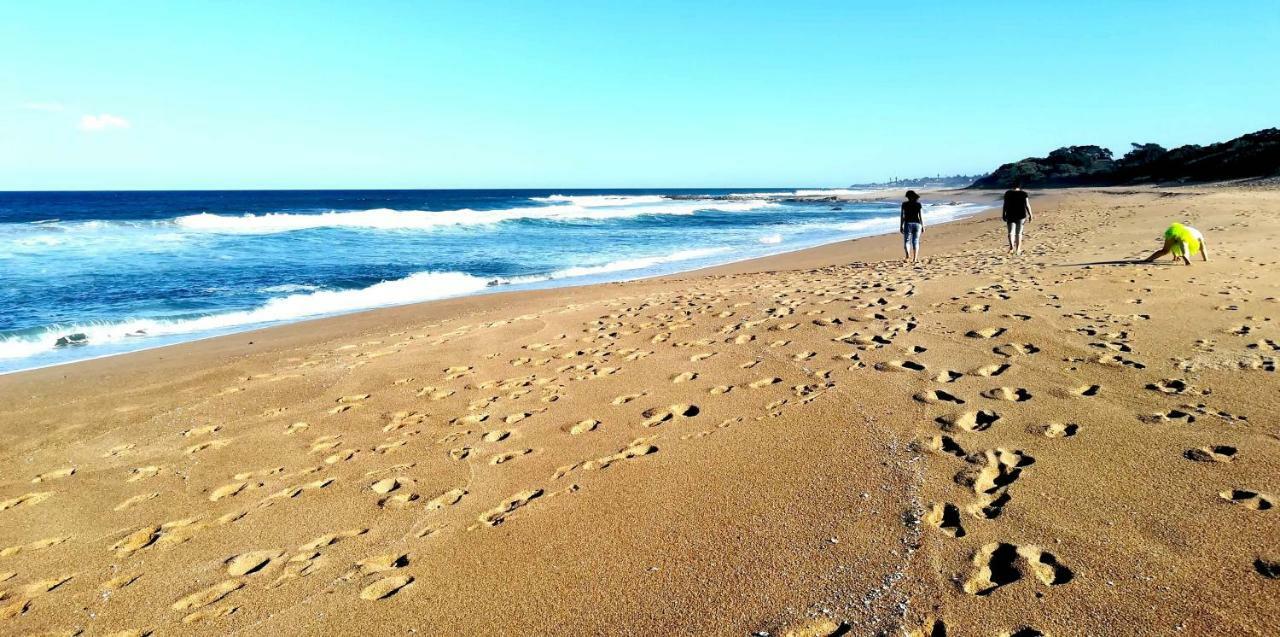 Blue Space Beach House Port Shepstone Ngoại thất bức ảnh